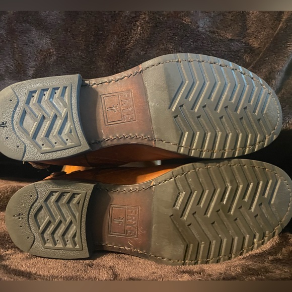 Frye Veronica Buckled Strap Back Zip High Top Riding Boot in Whiskey Tan EUC - Picture 3 of 5